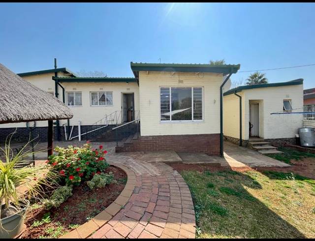 3 BEDROOM HOUSE FOR SALE IN KENMARE